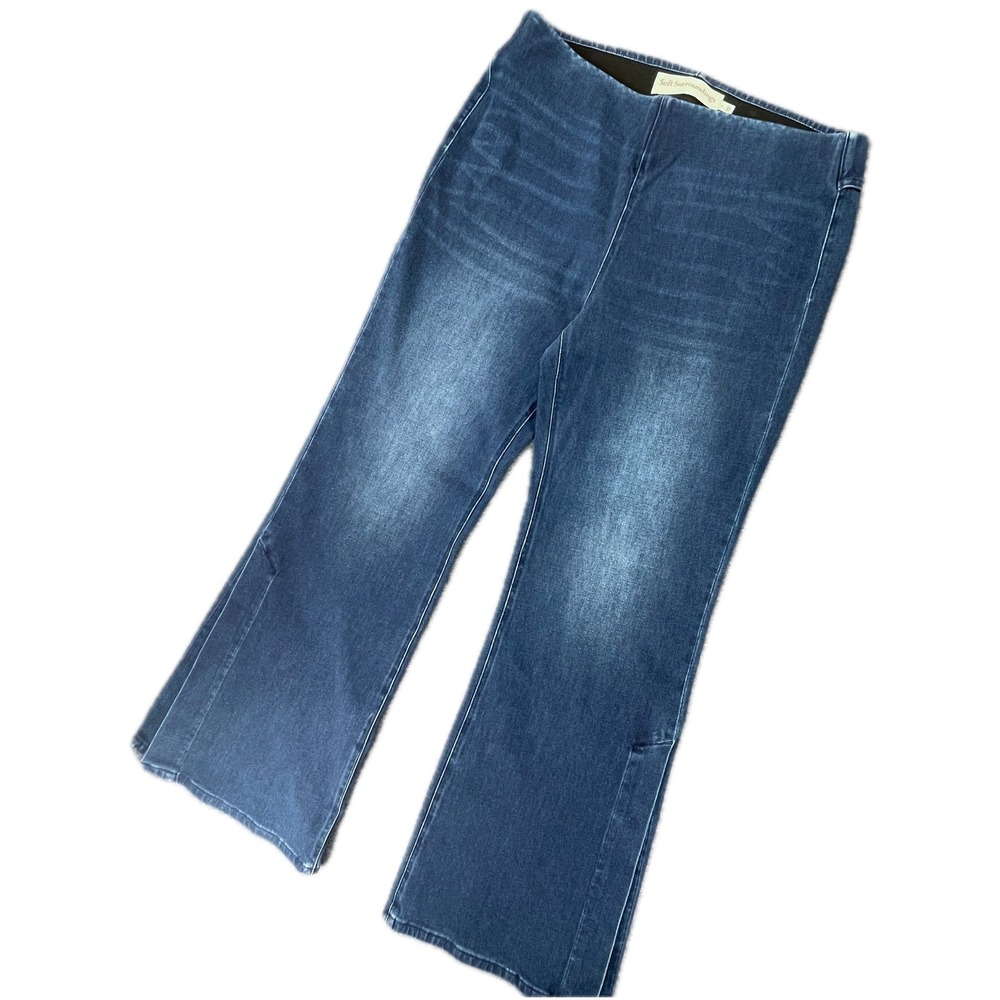 Soft Surroundings Pull-On Side Slit Flare Jeans L Blue Denim Casual Comfort